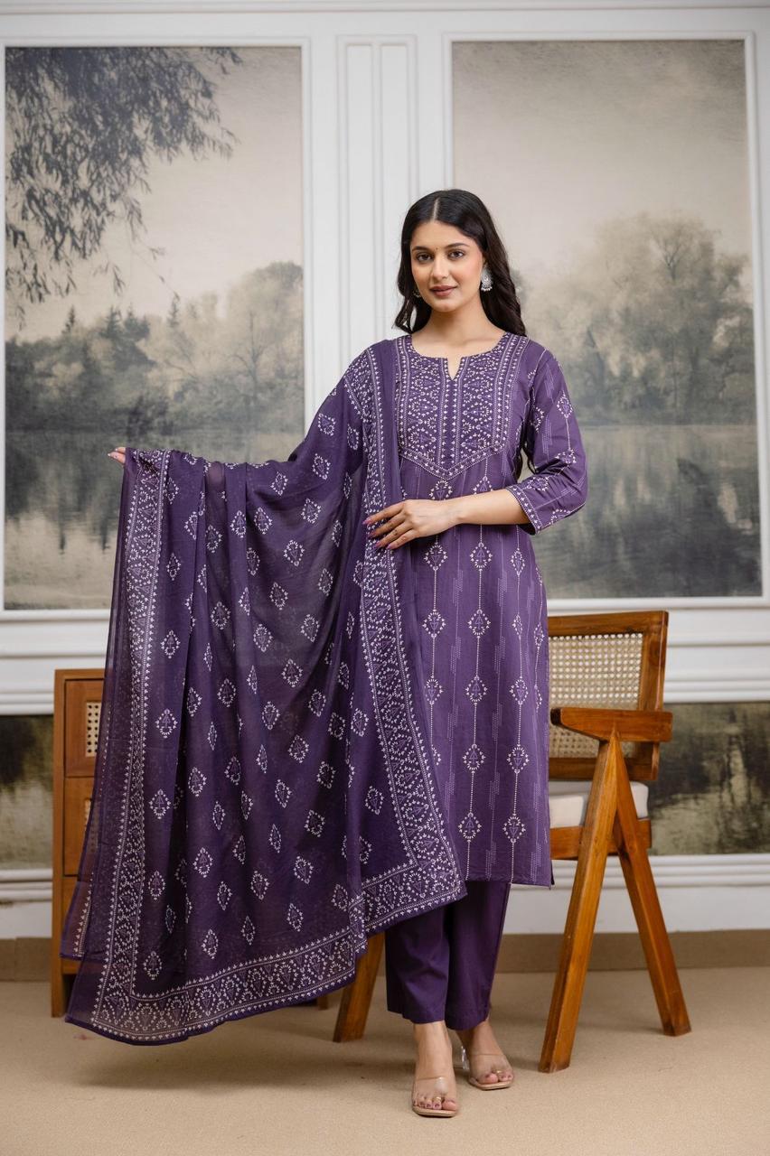 Printed Kurta Pant Set with Coordinated Dupatta – Timeless Ethnic Elegance
