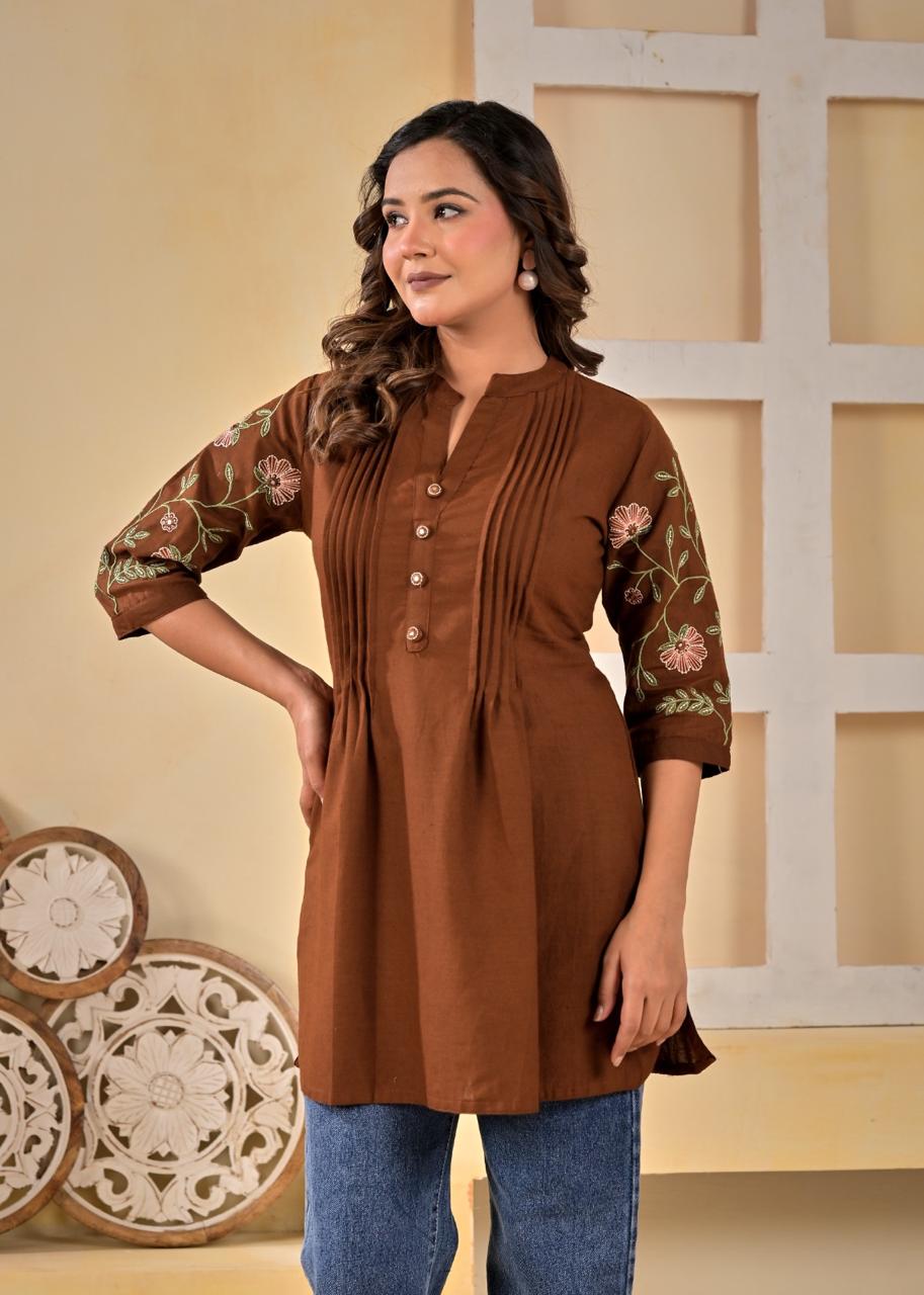 Embroidered Pintuck Straight Kurti – Classic Elegant Ethnic Wear